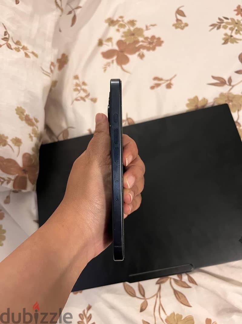 Apple - iPhone 15 Pro 7
