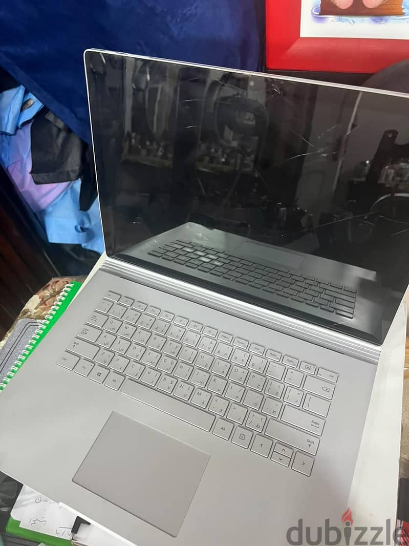Microsoft Surface Book 2 1