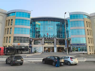 محل مميز للايجار بجوار مول سعوي الشيخ زايد