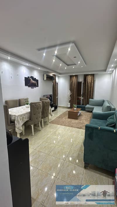  Furnished Apartment for Rent in Al Rehab    131 sq m | 3 Bedrooms | 2 Bathrooms  4th Floor - Elevator  Near Avenue Mall  Sayeda Aisha Mos