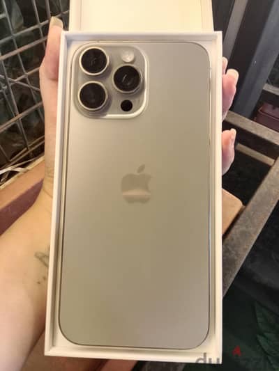 Apple - iPhone 16 Pro Max