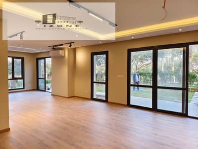 دوبلكس ايجار سوديك إيستاون Sodic Eastown حديقة خاصة مطبخ وتكييفات القاهرة الجديدة New Cairo 260م 3 غرف 4 حمامات