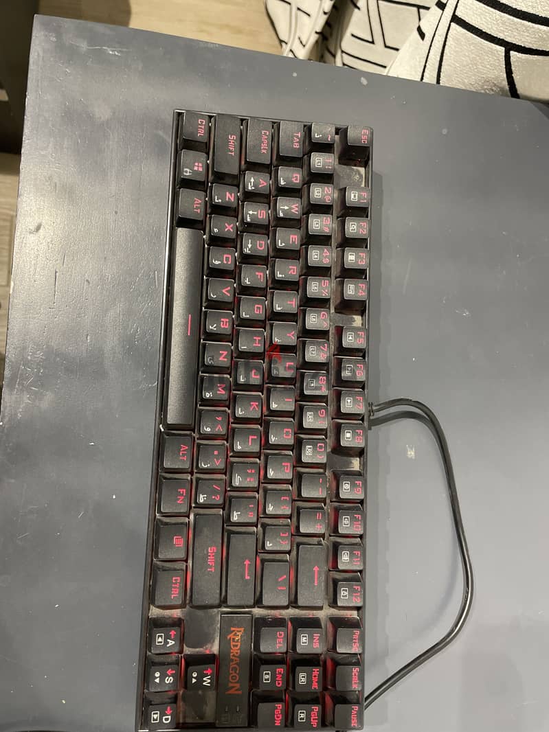 Red dragon keyboard 1