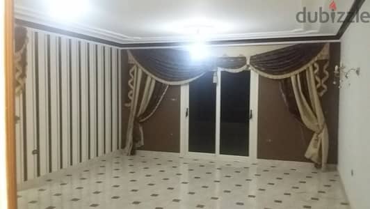 شقة للبيع ١٥٠ متر تحميل قديم صافي ١٣٥ متر كاملة العدادات