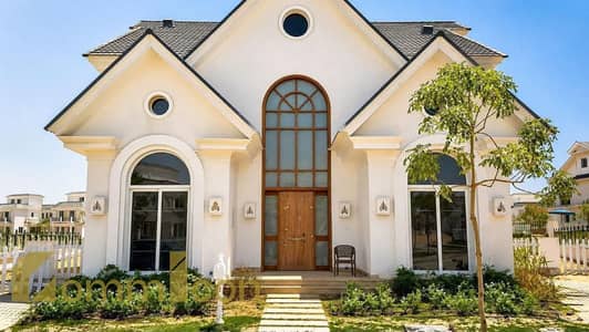 امتلك I VILLA Garden متشطبه استلام فوري Mountain View 1.1 بمقد 10% فقط في قلب التجمع الخامس