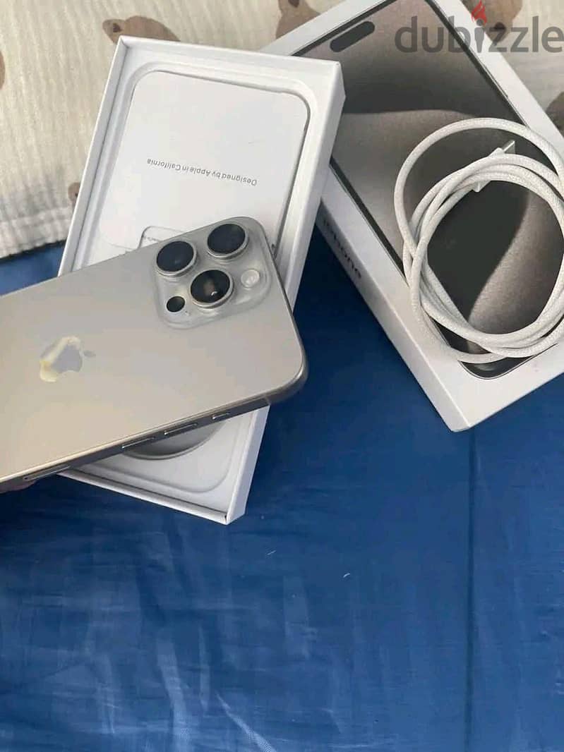 Apple - iPhone 15 Pro Max 2