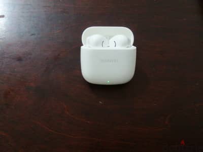 Huawei FreeBuds SE 2 Original - حالة ممتازة مع العلبة والكابل