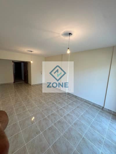 For rent 127m fifth floor second step for all services and the club