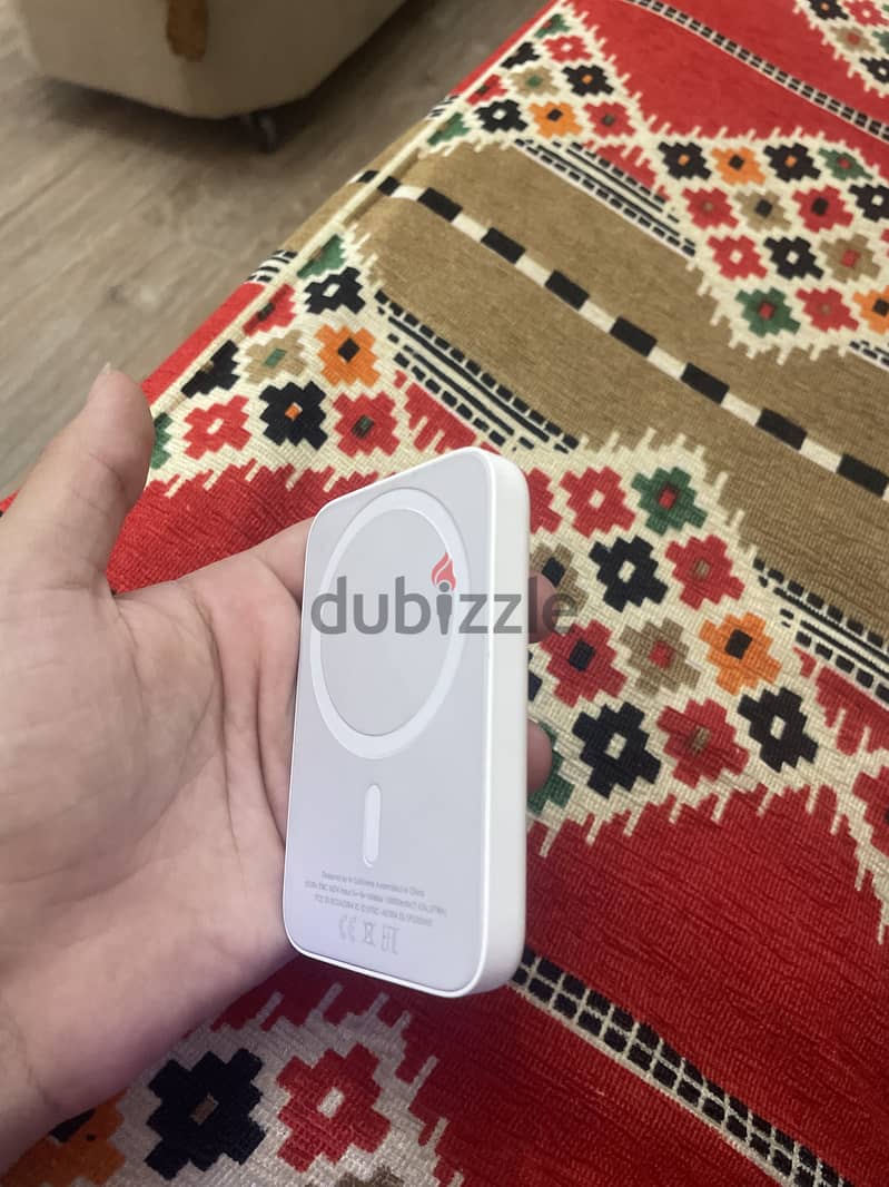 Magnetic wireless MagSafe 2