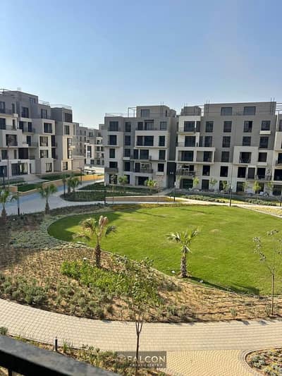 Finished apartment for sale in Sodic East next to Madinaty minutes from the International Medical Center between Ismailia Desert Road and Suez Road