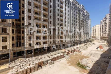 Own your own unique apartment 140 m² with an unobstructed view in the Morouj Compound