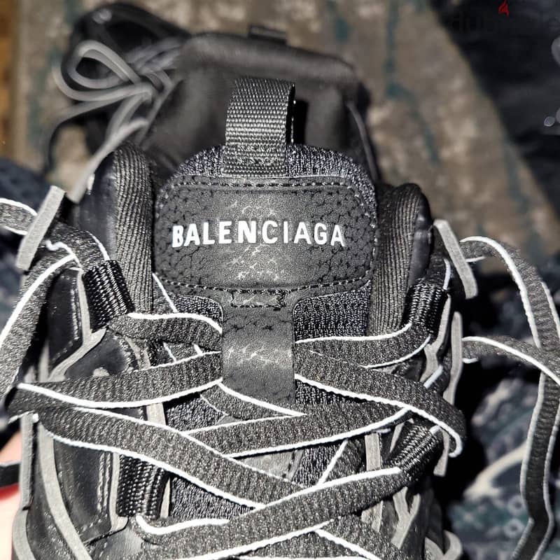Balenciaga Track 10
