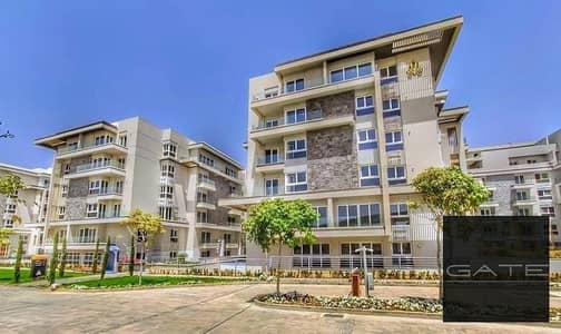 فرصة مميزة لامتلاك شقة في Mountain View iCity El Tagamoa – Club Park، بموقع بحري وإطلالة جزئية على السنترال بارك