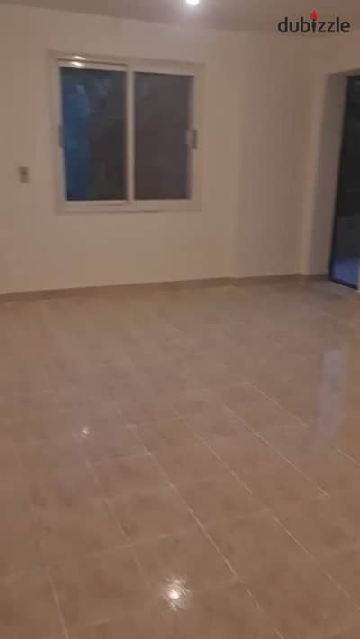 For rent in Al-Rehab 1, an apartment 110m with a garden in phase four, a distinguished location, in excellent condition, and at a bargain price