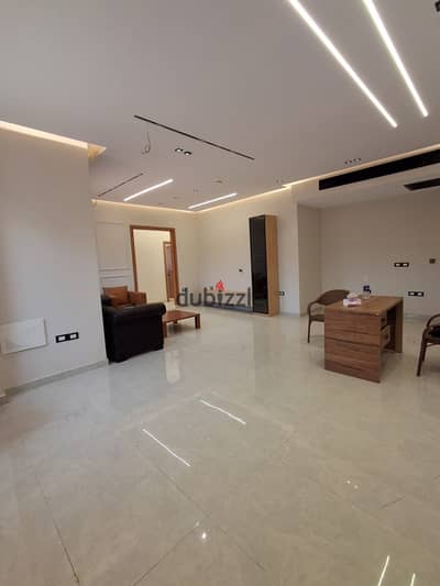 شقة أرضي بجاردن 200م | Ultra Super Lux | الحي الثالث غرب الشروق
