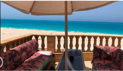 Air-conditioned room and fan room 5 first row beds by the sea