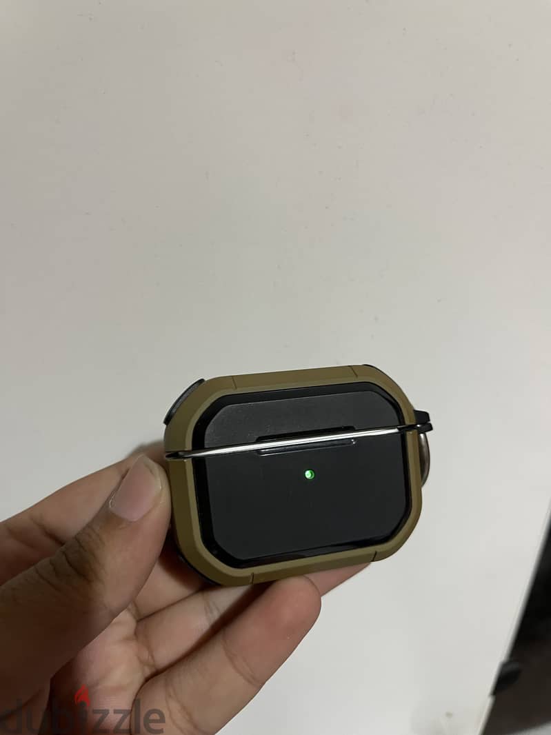 Airpods pro 2nd Generation (Case + right headphone) 6