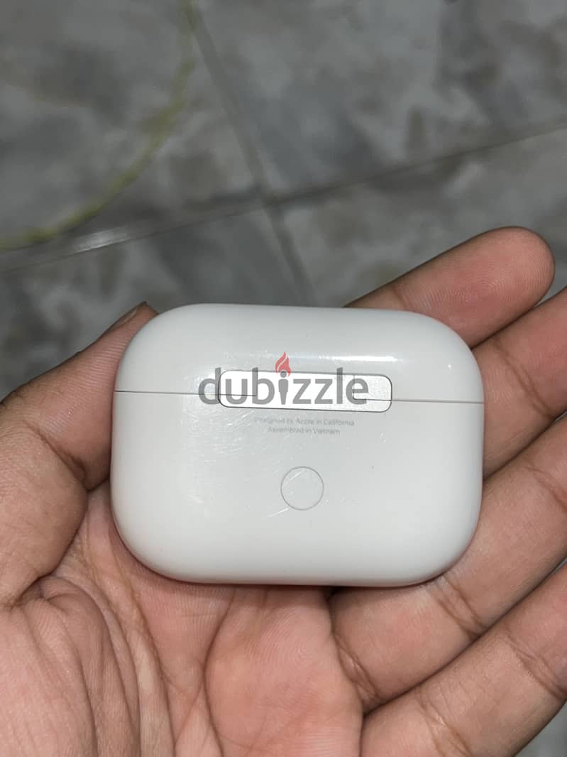 Airpods pro 2nd Generation (Case + right headphone) 7