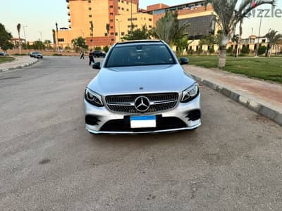 Mercedes GLC 250 2019 AMG اعلي فئة فابريكا بالكامل بحالة الزيرو