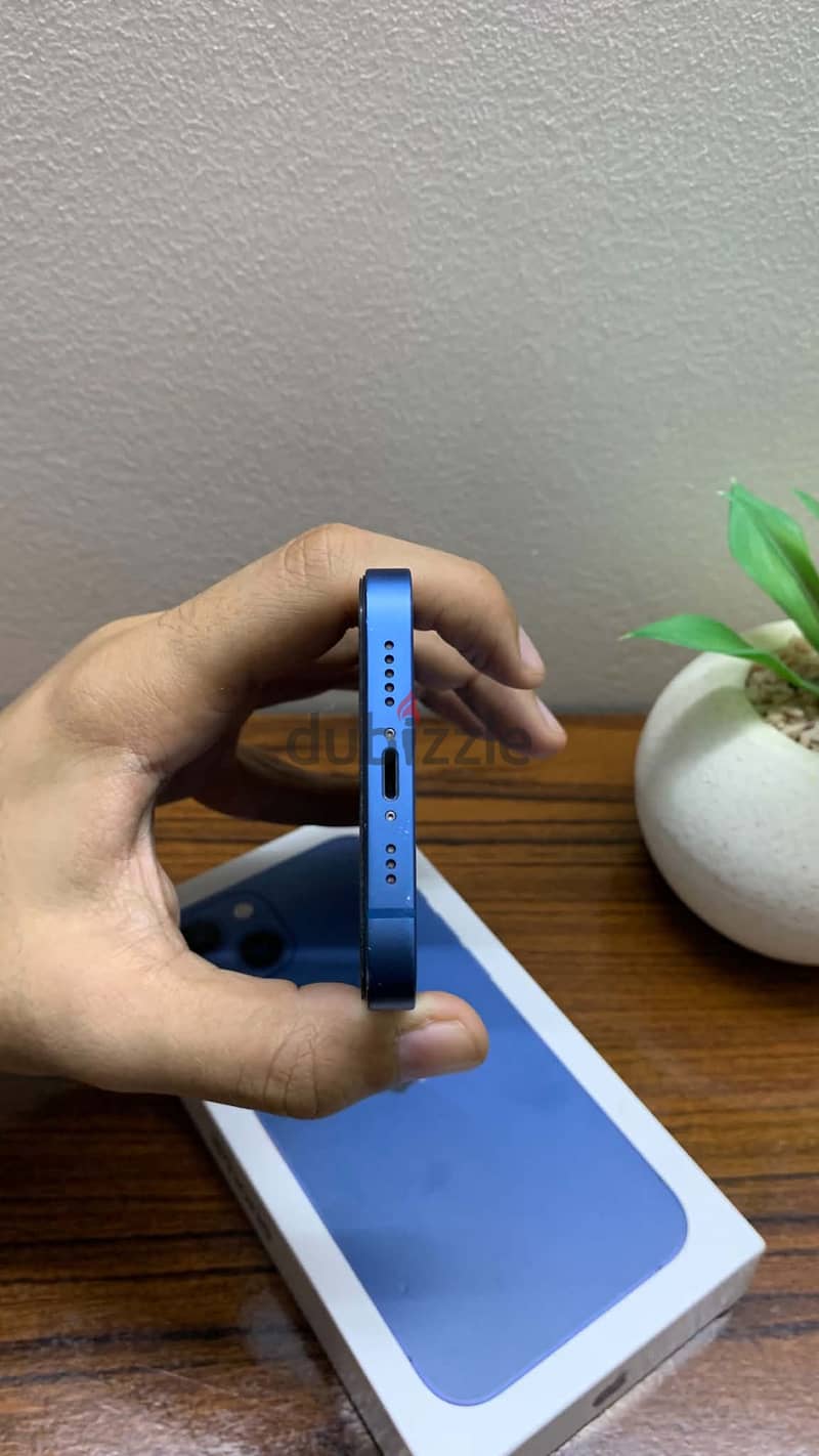 iphone 13 blue 6