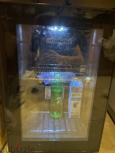 Heinrichs Mini Freezer 33 Litres HGB 5088