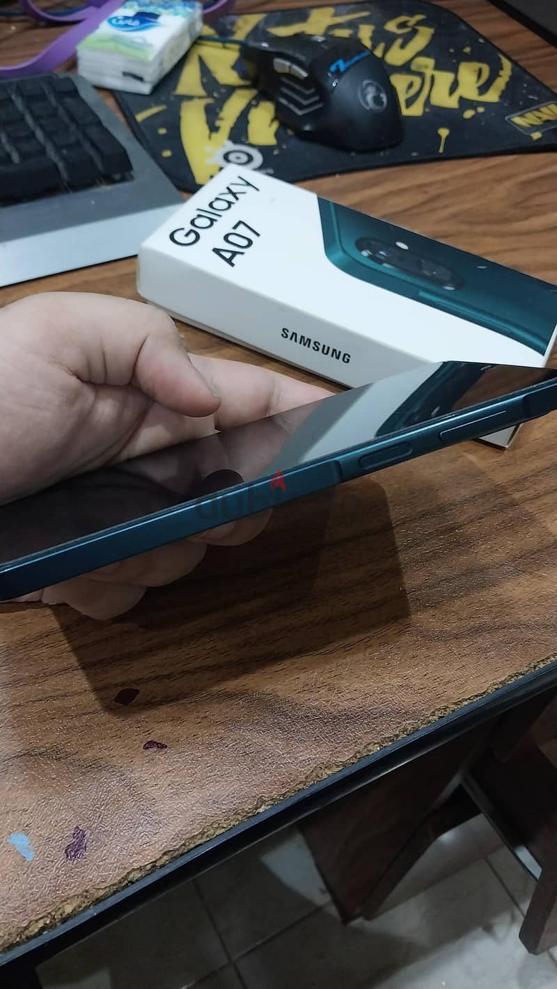 Samsung A07 6g ram , 128gb 3