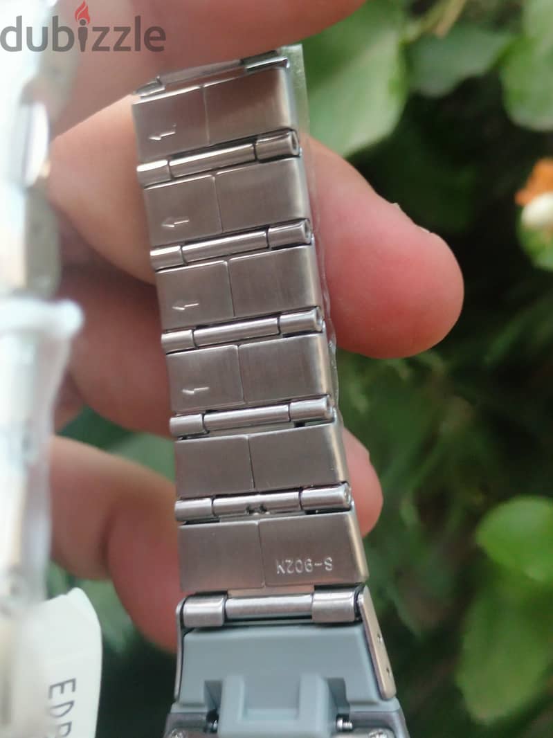 casio vantage digital watch EDB 111 11