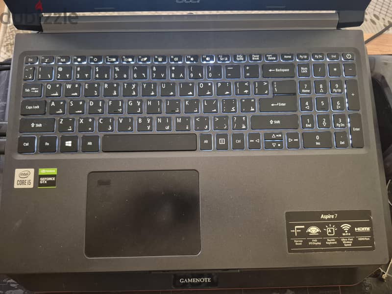 ACER Aspire7  A715-75G 3