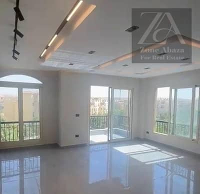 Penthouse for rent, 3 bedrooms, Stone Residence Compound, Katameya, Cairo, with kitchen and air conditioning.