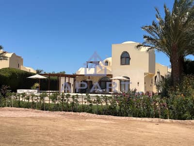 اخر فيلا 3 غرف اطلالة بحرية بدون مقدم اقساط طويلة  !!!!
