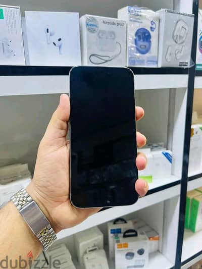 آبل - آيفون 14 برو