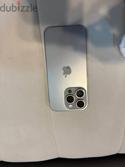 Apple - iPhone 16 Pro