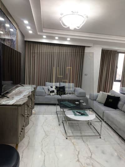 lowest price furnished apartment 3rooms rent Eastown Sodic