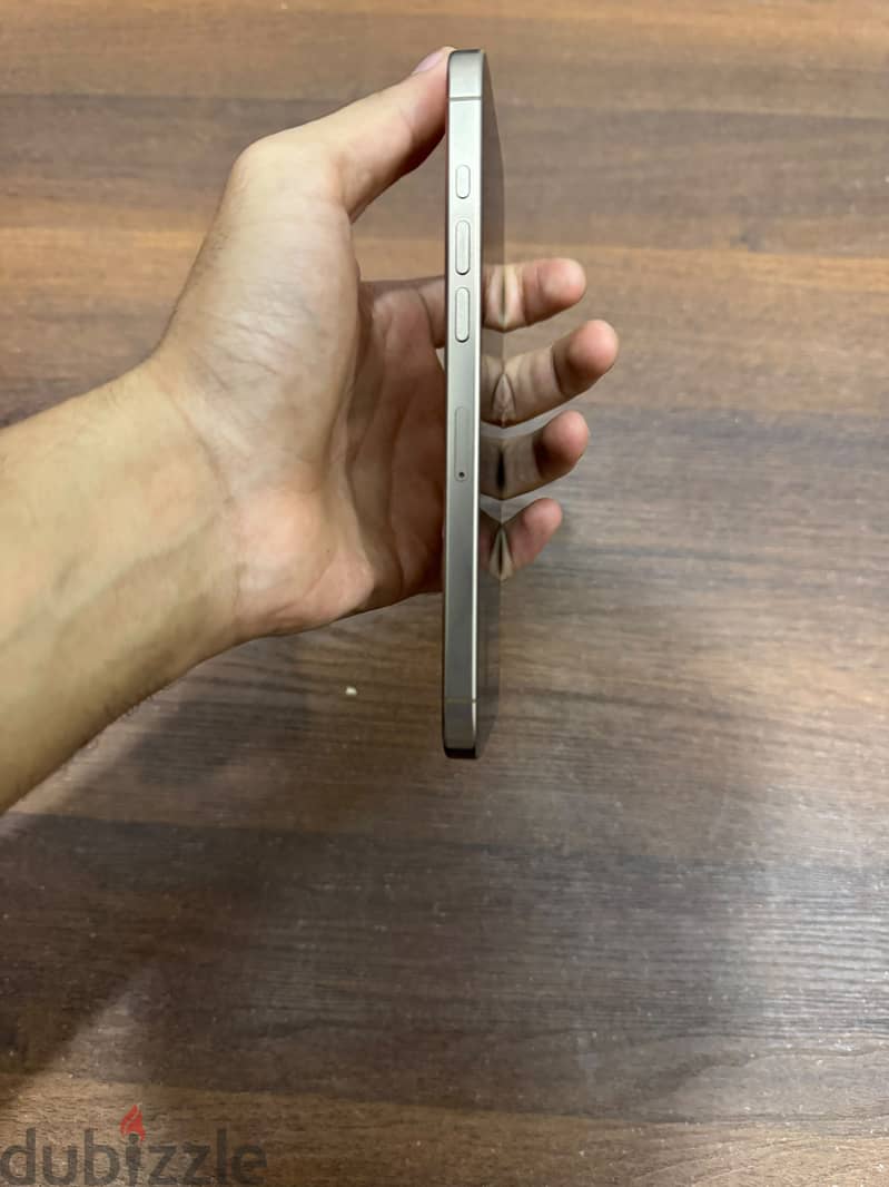 Apple - iPhone 16 Pro Max 2