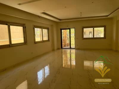 Apartment for rent suitable for an administrative headquarters ground floor with a private entrance in Al Lotus Al Jadida second number from the main clubs street Golden Square area next to Sodic Compound