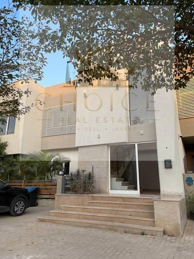 Family House (Penthouse), 3 bedrooms, ready for immediate move-in. North-facing with an open view. Resale directly from the owner at a bargain price.