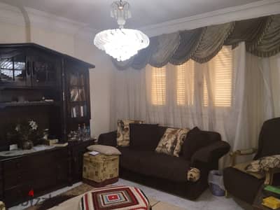 Apartment for sale 135 sqm in the heart of Sheraton Airport behind Al-Ezbi and a parallel street to Nasr, Saqr Quraish buildings, sixth floor, front, 3 rooms, reception, and balcony, elevator, and land share