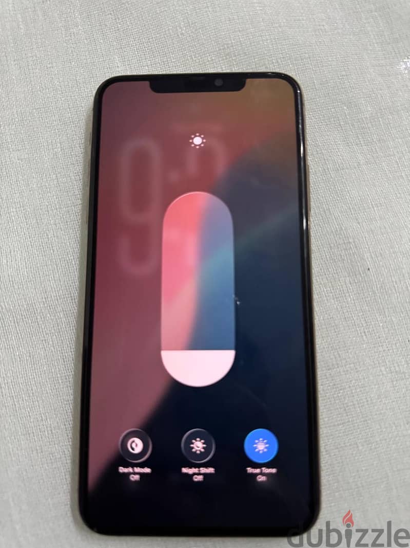 Apple - iPhone 11 Pro Max 2