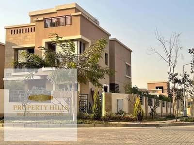 Villa for sale in New Cairo, at the lowest price on the market.