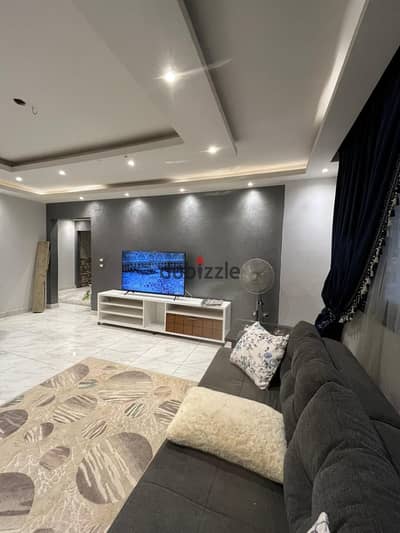 Furnished apartment for rent in Zahraa Al-Maadi, Cambodia of trees, fully air-conditioned, area 125m, consists of 2 rooms - reception - kitchen - bathroom - floor 6, there is an elevator.