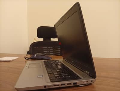 لابتوب. Hp بحالة ممتازة رامات ٨ مساحة ٢٥٦