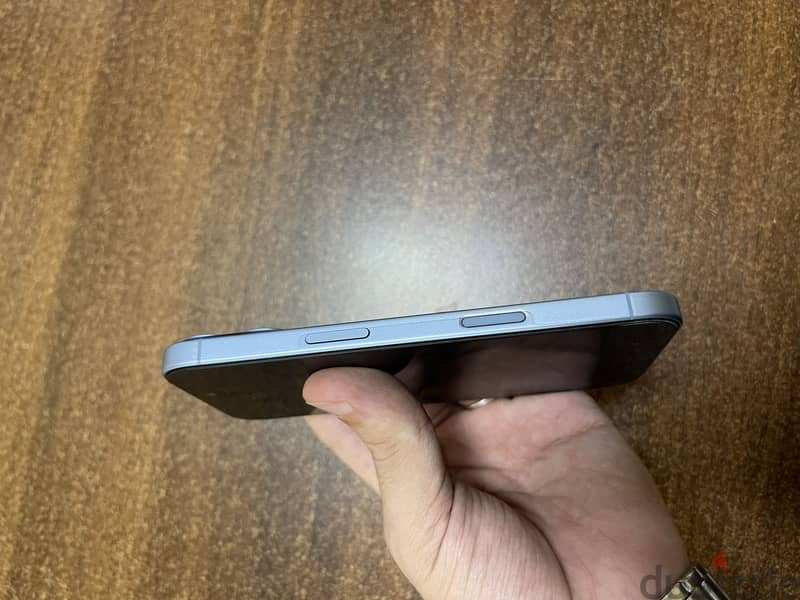 Apple - iPhone 17 5