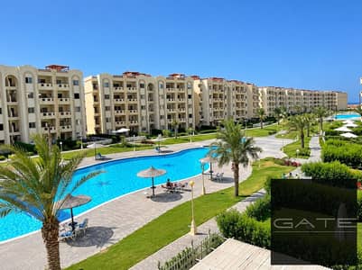 شاليه للبيع في ستيلا هايتس الساحل الشمالي تشطيب كامل بالفرش - في لوكيشن مميز جدا بين مراسي و امواج بسعر مميز جدا