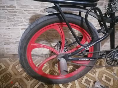 عجله bmx بحاله جيده جدا وجاري للفصال