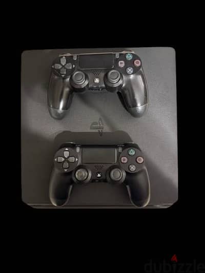 PS4 slim 1TB + 2 controllers + ps4 slim bag