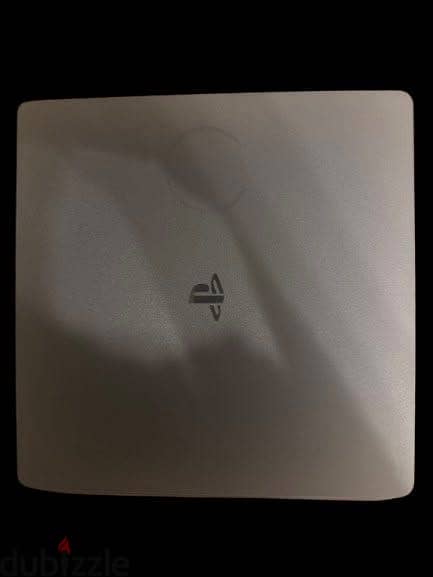 PS4 slim 1TB + 2 controllers + ps4 slim bag 5