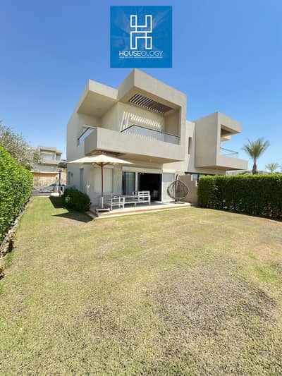 Townhouse Corner First Row Lagoon Resale Prime Location for sale in Azha Coast - Azha North