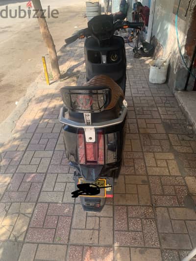 بيع اسكوتر كهرباء