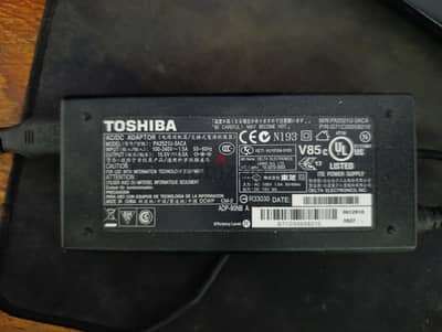Toshiba laptop adapter original