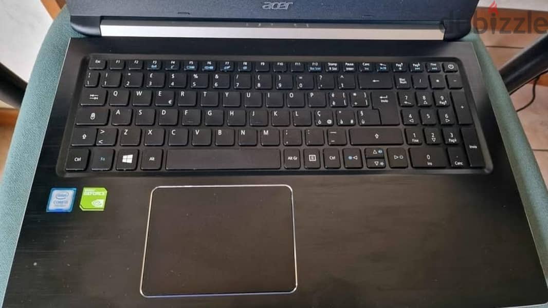 Acer core i7 Nvidia Mx150 7